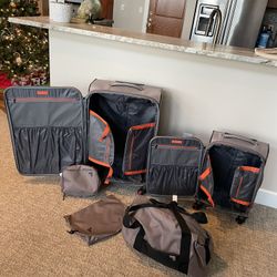 Sharper image NEW Luggage Set
