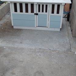 Custom Brand New Dog House 