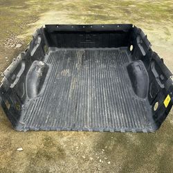 Truck bed cover