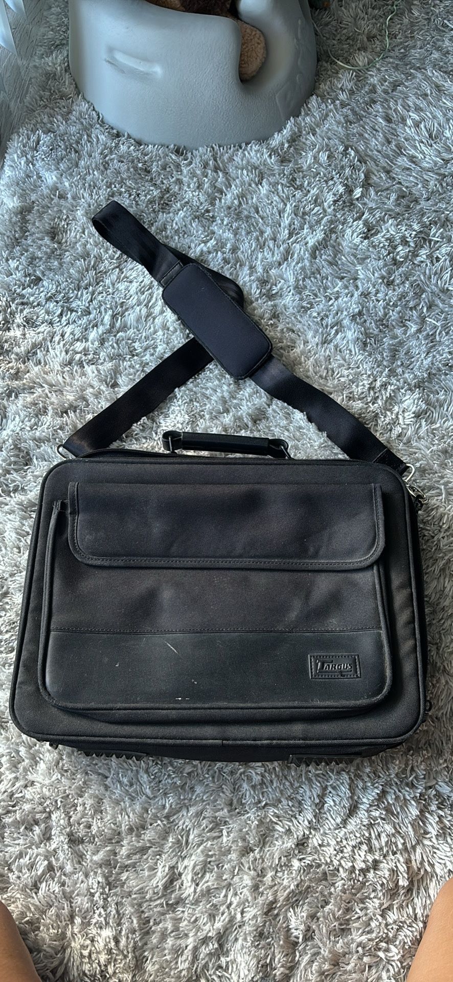 Make any offer !!!! Targus Laptop Bag 