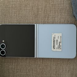 Samsung Galaxy Flip 6