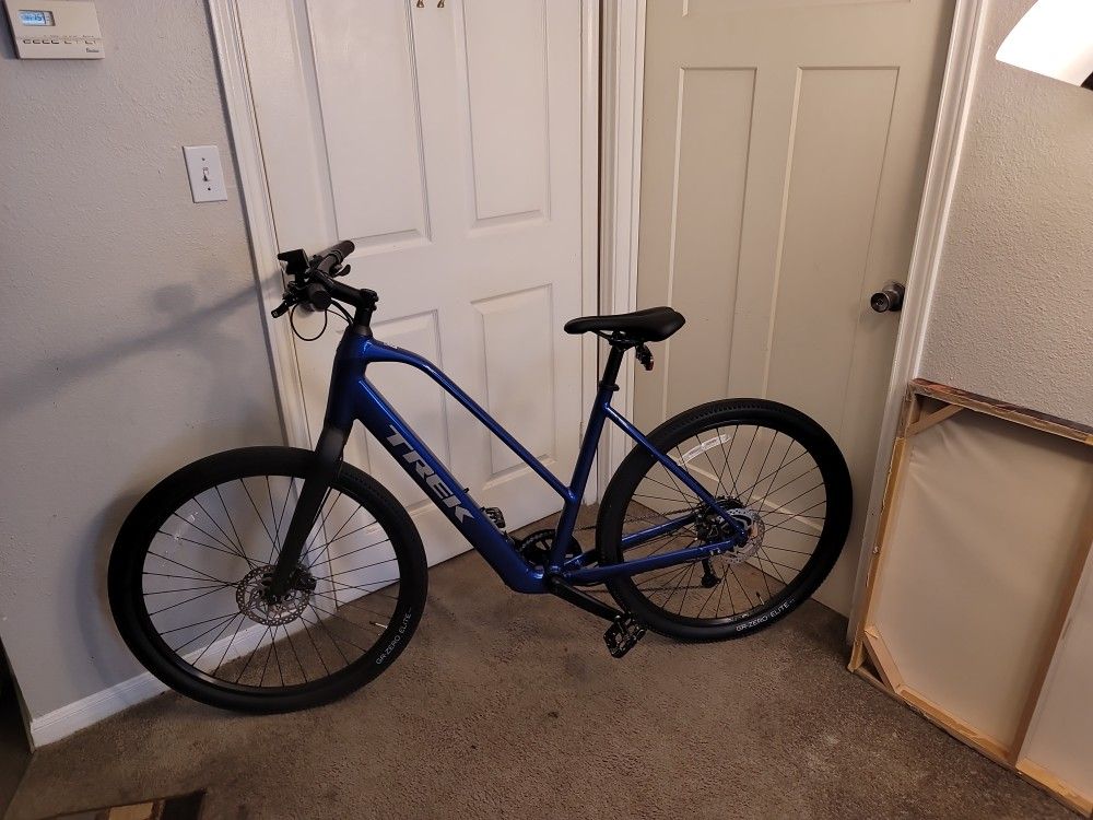 2025 Trek Dual Sport+