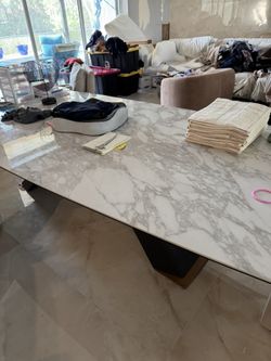 $13,000 PRISTINE CATTELAN ITALIA 118” SKORPIO DINING TABLE- Pristine- Retails Over $13,000