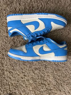 Nike Dunk Low UNC (2021)