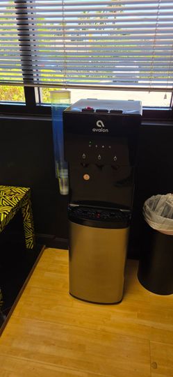 2 Bottom-Loading Water Dispenser
