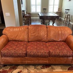 Flexsteel Distressed Leather/fabric Couch & love Seat