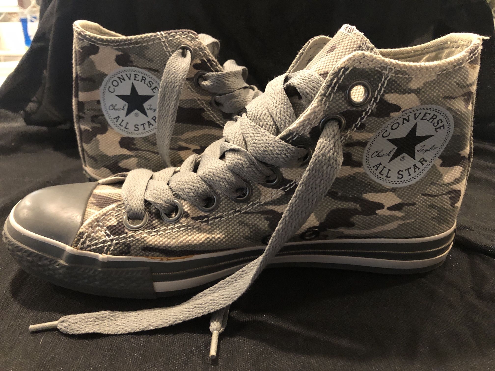 Converse- Men Size 11