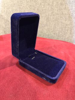 Blue Velvet Jewelry Gift Box / Small Pendant Box Case Presentation Box 4”x3”x1.5”