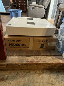 Samsung Pedestals (2)