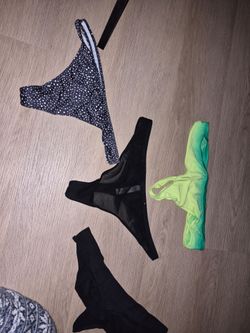 4 ladies thongs