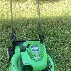 Lawnmower LAWNBOY Works Good Condition 