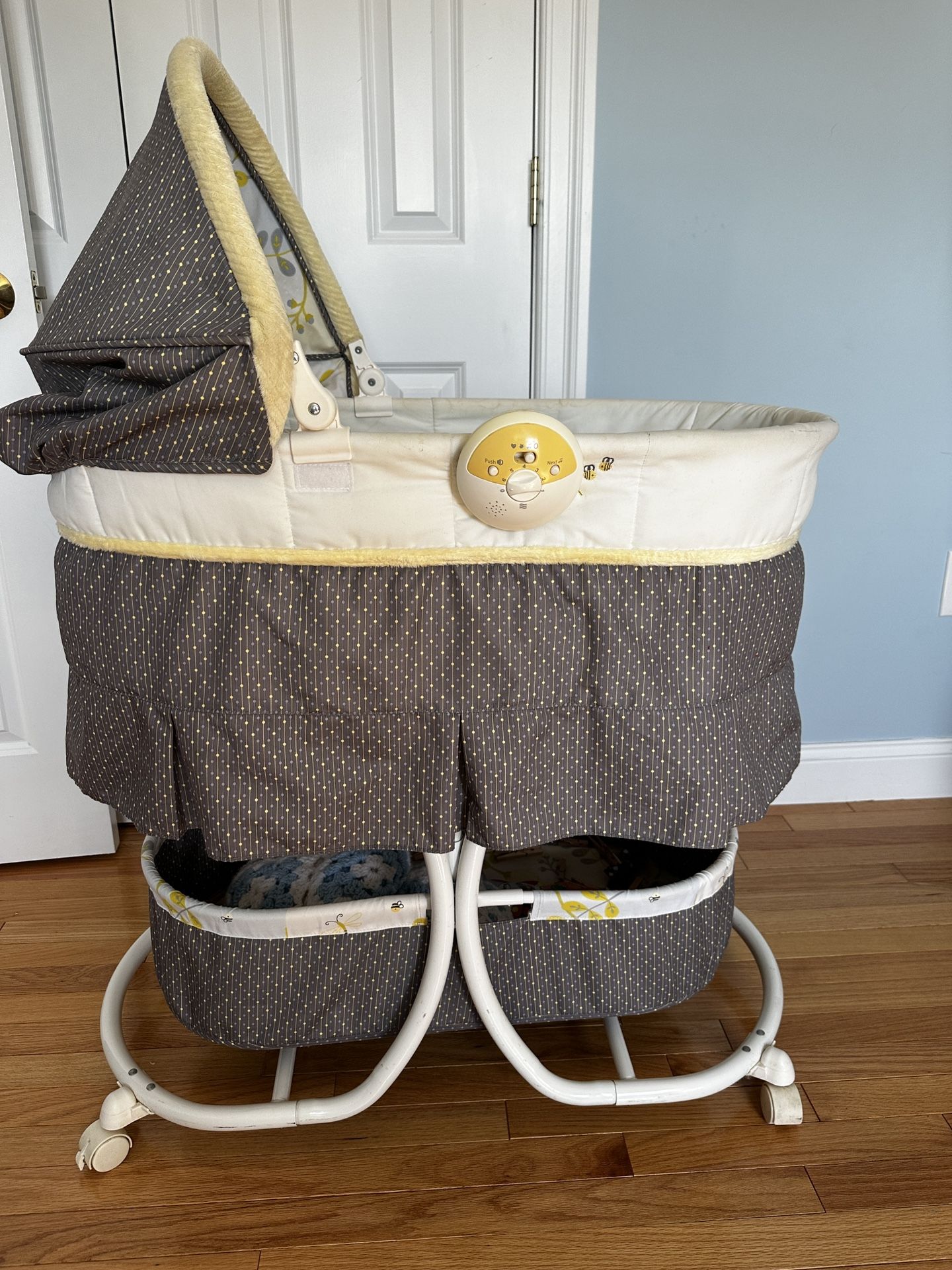 Newborn Bassinet w/ Sound Machine + Baby Carrier