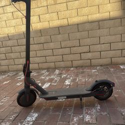 Electric scooter