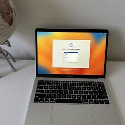 MacBook Pro 13 Inch 128GB