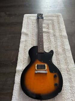 Epiphone Les Paul Junior Electric Guitar - Vintage Tobacco Sunburst - Single Humbucker