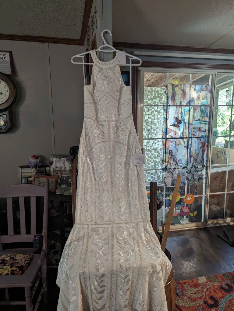 Lulu's Bridal