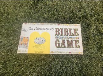 TEN COMMANDMENTS BIBLE game - 1966 Cadaco