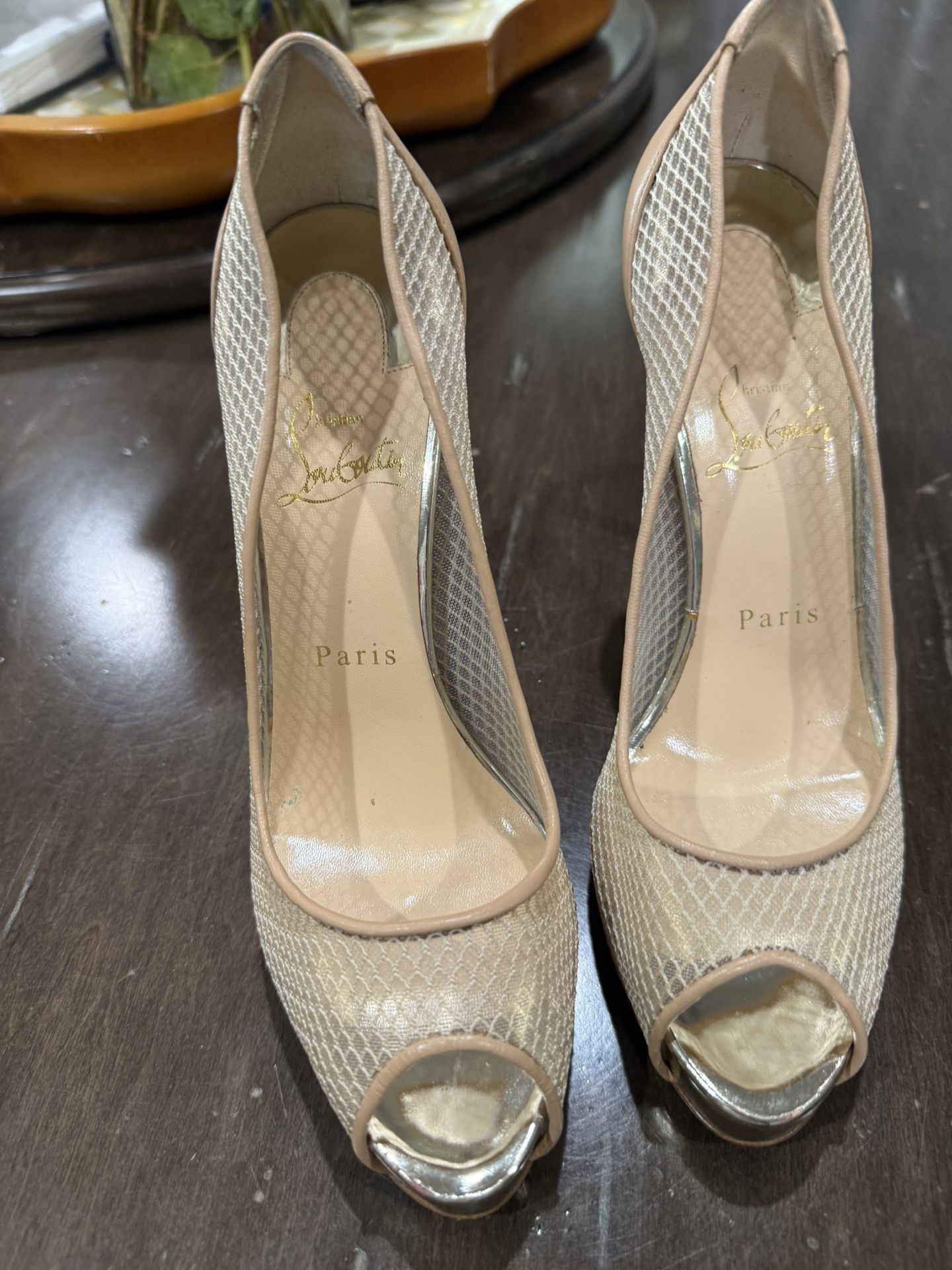 Louis Vuitton Heals