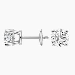 2 carat Diamond stud earrings 14K Gold