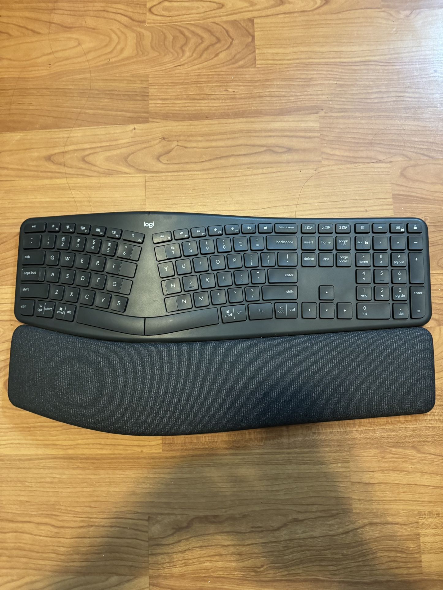 Logitech Ergo K860 Black Wireless Keyboard