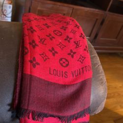 LV Shawl 