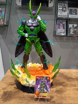 Dragón Ball Z Cell Figure