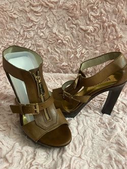 Mk shoes size 7