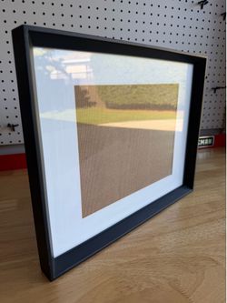 Picture frame 11 x 14”