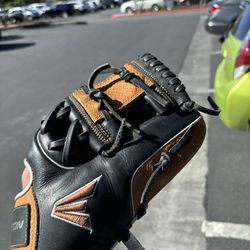 Righty Easton Tournament Elite Baseball glove - 11.5''