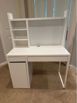 White Ikea Micke Desk with hutch