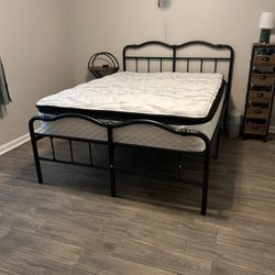 Queen Bed And Frame 