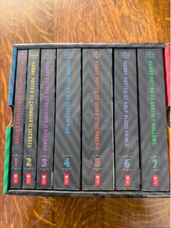 Complete Harry Potter paperback box set by J.K. Rowling! Includes all 7 books in the original Scholastic collector’s slipcase.