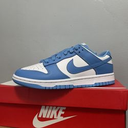 Nike Dunk Low UNC Size 7m/8.5w