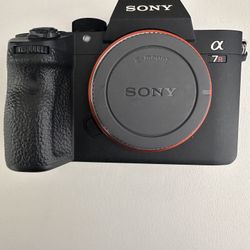 Sony A7riii