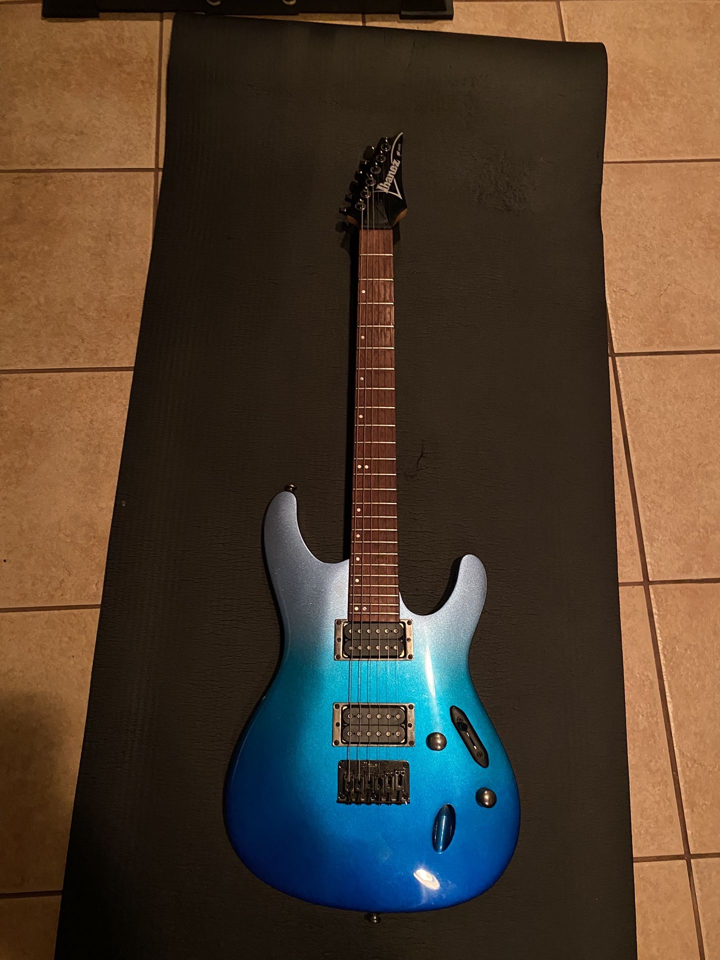 Ibanez S Series S521 Electric Guitar (Ocean Fade Metallic)