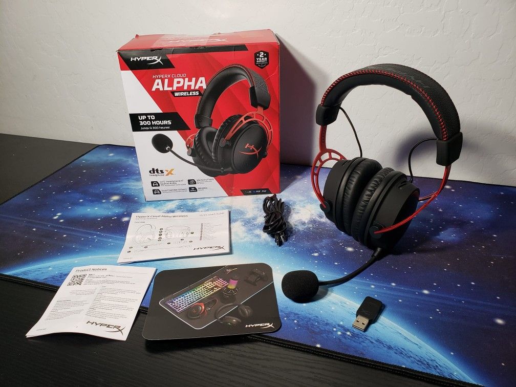 New HyperX Cloud Alpha Wireless, Gaming Headset for PC, 300-hour Battery Life, DTS Headphone: X Spatial Audio, Memory foam, Dual Chamber Drivers, Nois