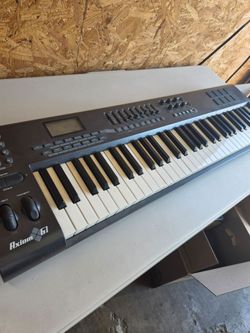 MAUDIO Axiom 61 Midi Controller Keyboard