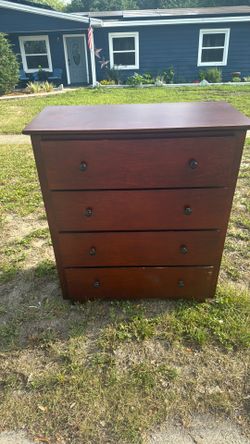 Dresser