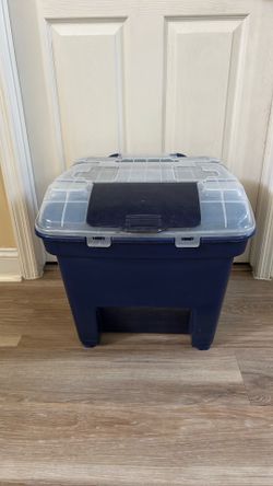 Dog or other pet food Storage container 50lb