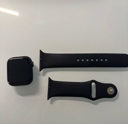 Apple Watch Series 7 – 41mm – Rarely Used