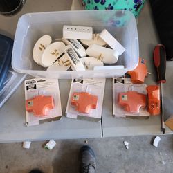 3 Ways Outlet Plugs 