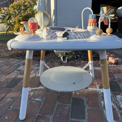 Skip Hop Montessori-Inspired 3-Stage Baby Activity Center – Excellent Condition