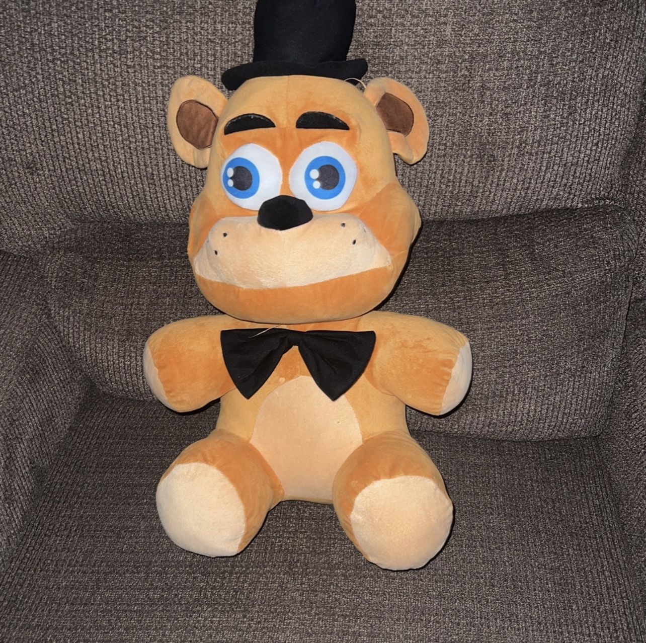 Golden Freddy plush five nights at Freddy's sold out! for Sale in Moreno  Valley, CA - OfferUp