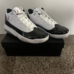 Jordan Max Aura 2 size 11