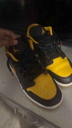 Jordan 1 low size 7y