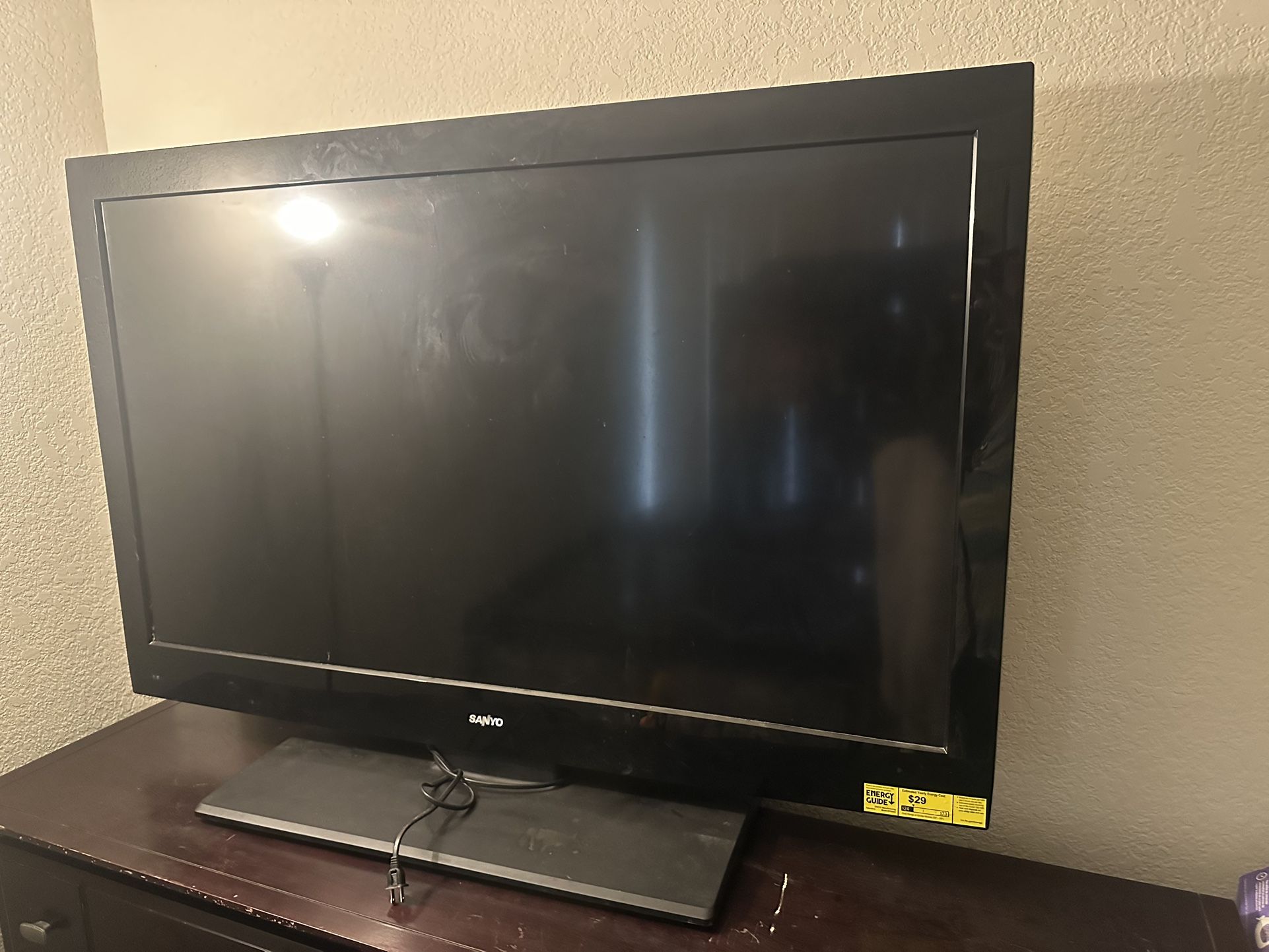 55’ inch Non-Smart Sanyo TV (no remote)
