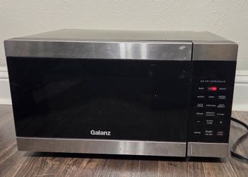 galanz 0.9 cu ft air fry countertop microwave