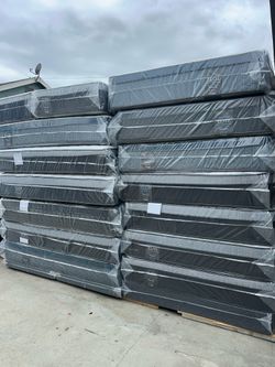 King Size mattress pillow top 12”.    New mattress in a plastic sealed