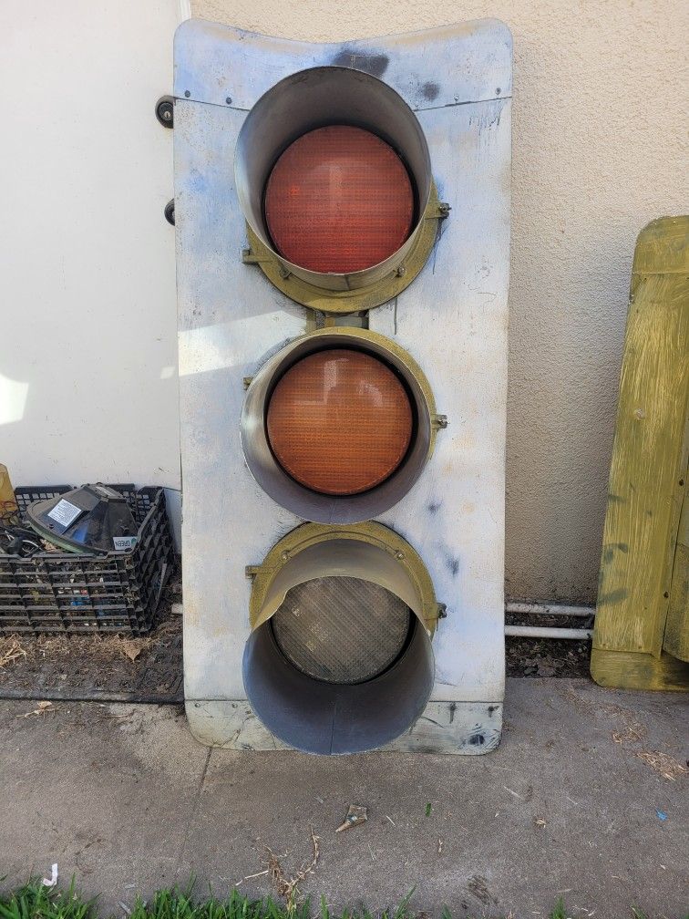 Traffic Signal Light