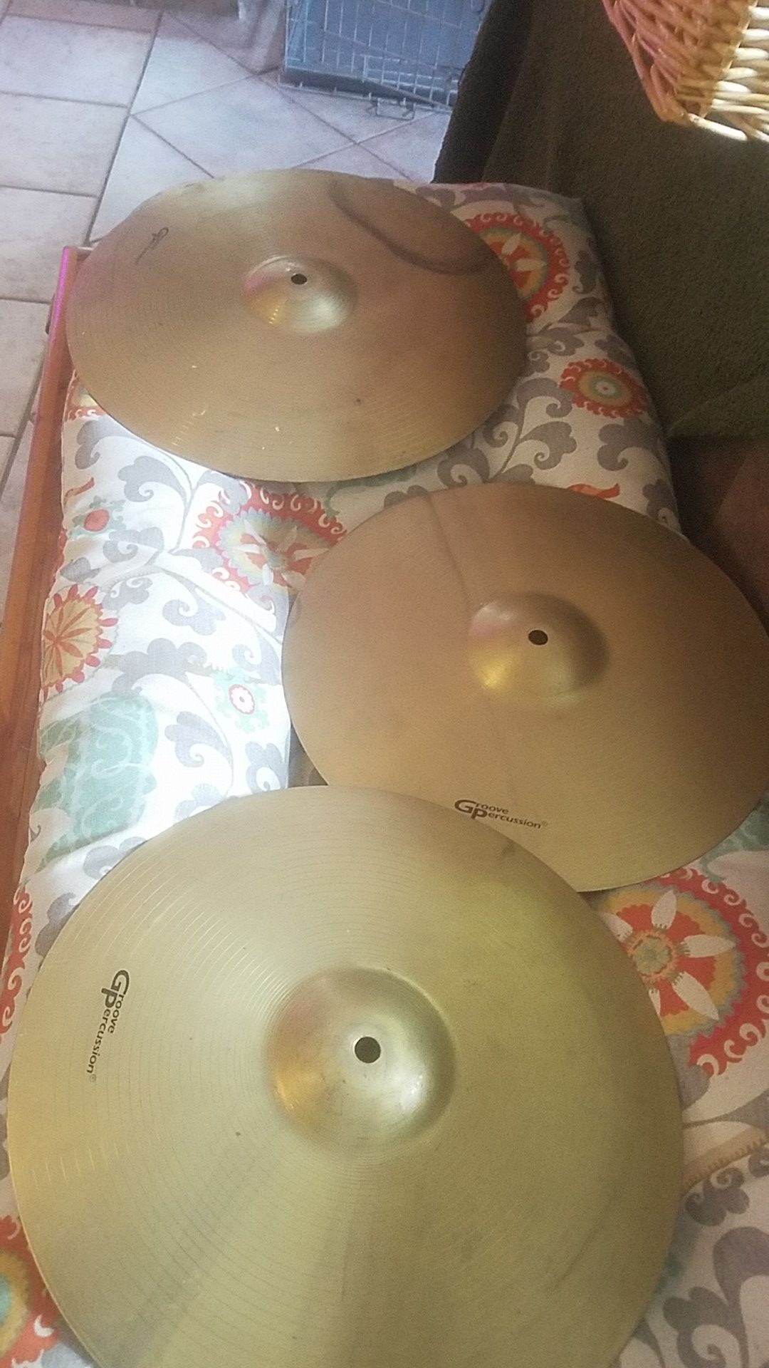 Groove percussion cymbols 16" and 14"